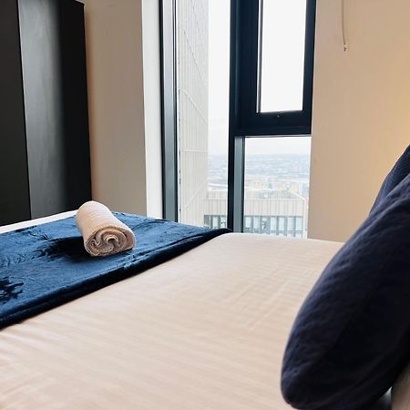 Premium Deals L Last-Minute Stay L 4 Min Walk To Birmingham Central Library L 18Th Floor 2 Bed 2 Bath City Centre Penthouse With Gym & Netflix By Jvt Short Lets المظهر الخارجي الصورة