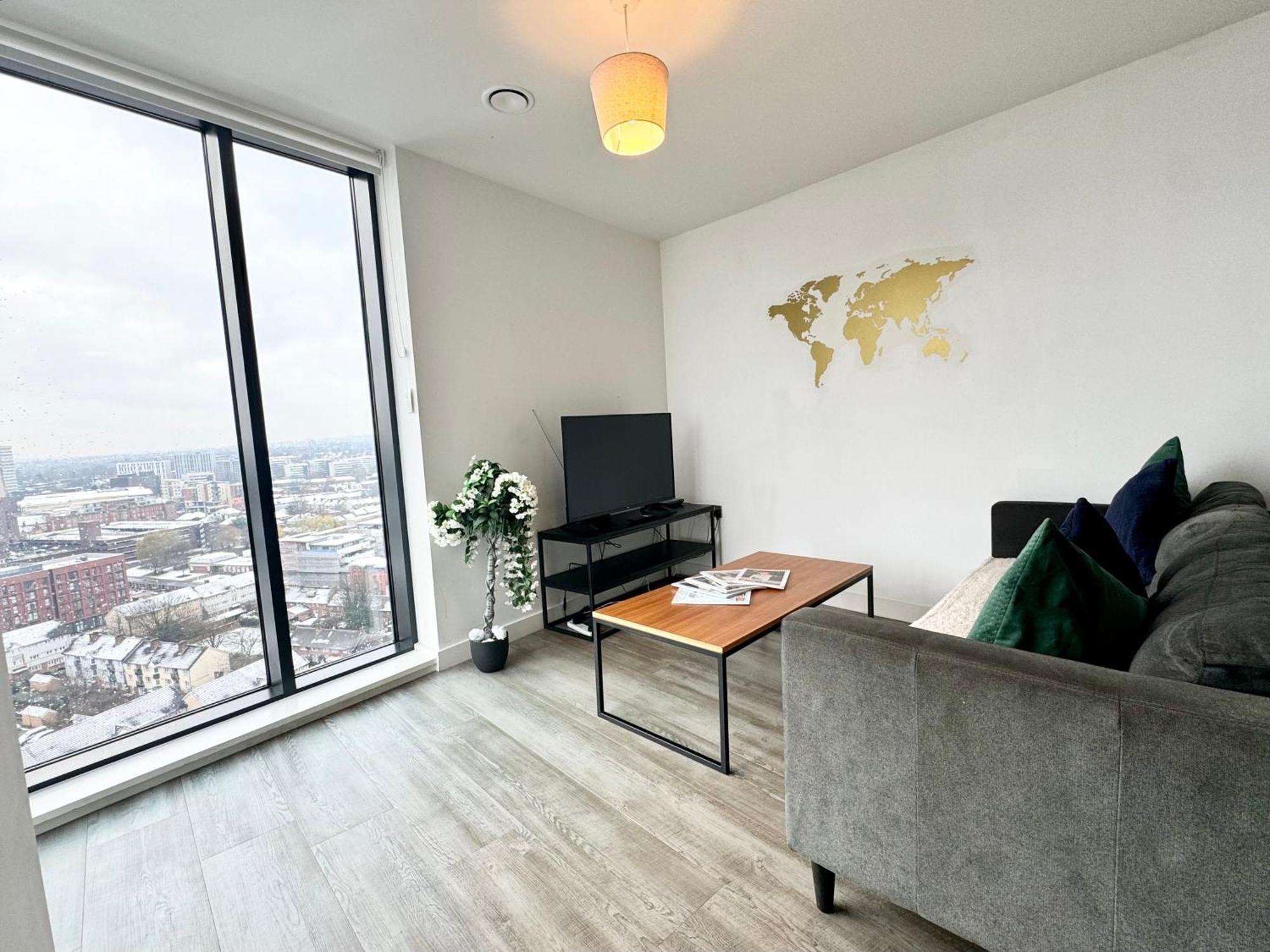 Premium Deals L Last-Minute Stay L 4 Min Walk To Birmingham Central Library L 18Th Floor 2 Bed 2 Bath City Centre Penthouse With Gym & Netflix By Jvt Short Lets المظهر الخارجي الصورة